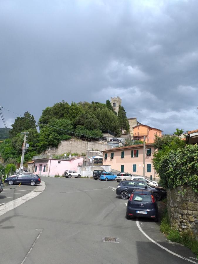 Casa Di Vecchio Borgo Villa Sarzana Exteriör bild